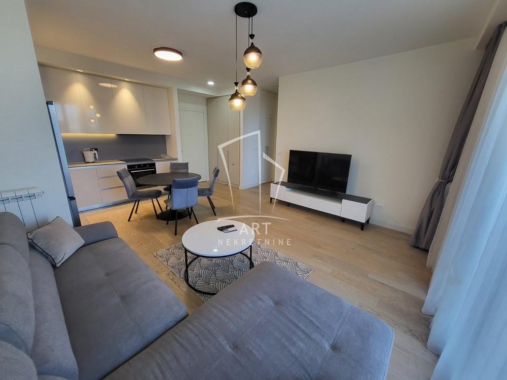 Slika 3 - Bulevar Vudroa Vilsona, Dvosoban stan za izdavanje, 55m2, 1.600€