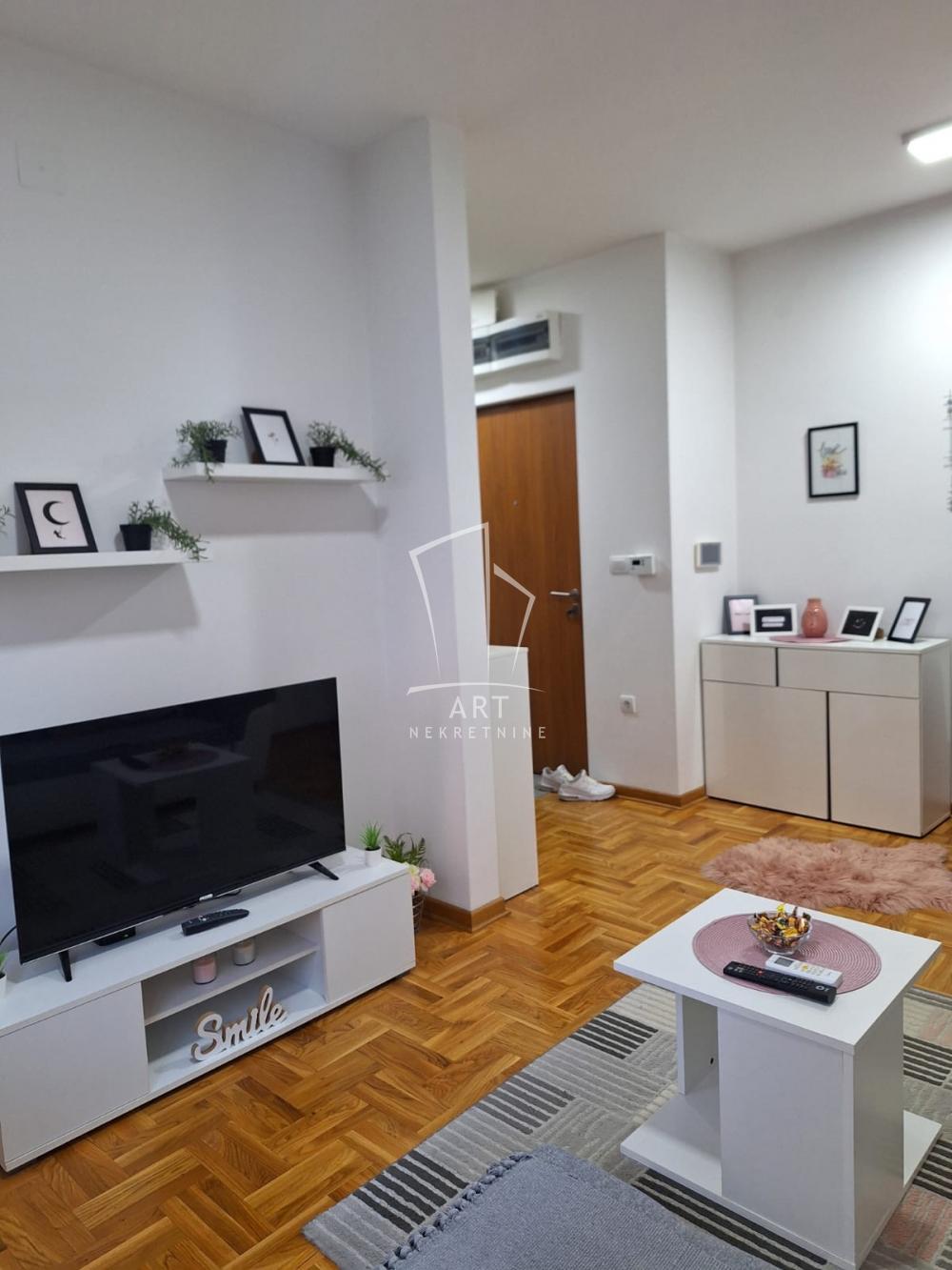 Slika 3 - Borisavljevićeva, Jednoiposoban stan za izdavanje, 32m2, 700€