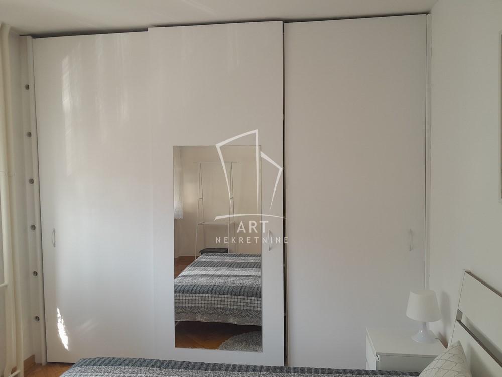 Slika 2 - Bulevar oslobođenja, Dvosoban stan za izdavanje, 47m2, 800€