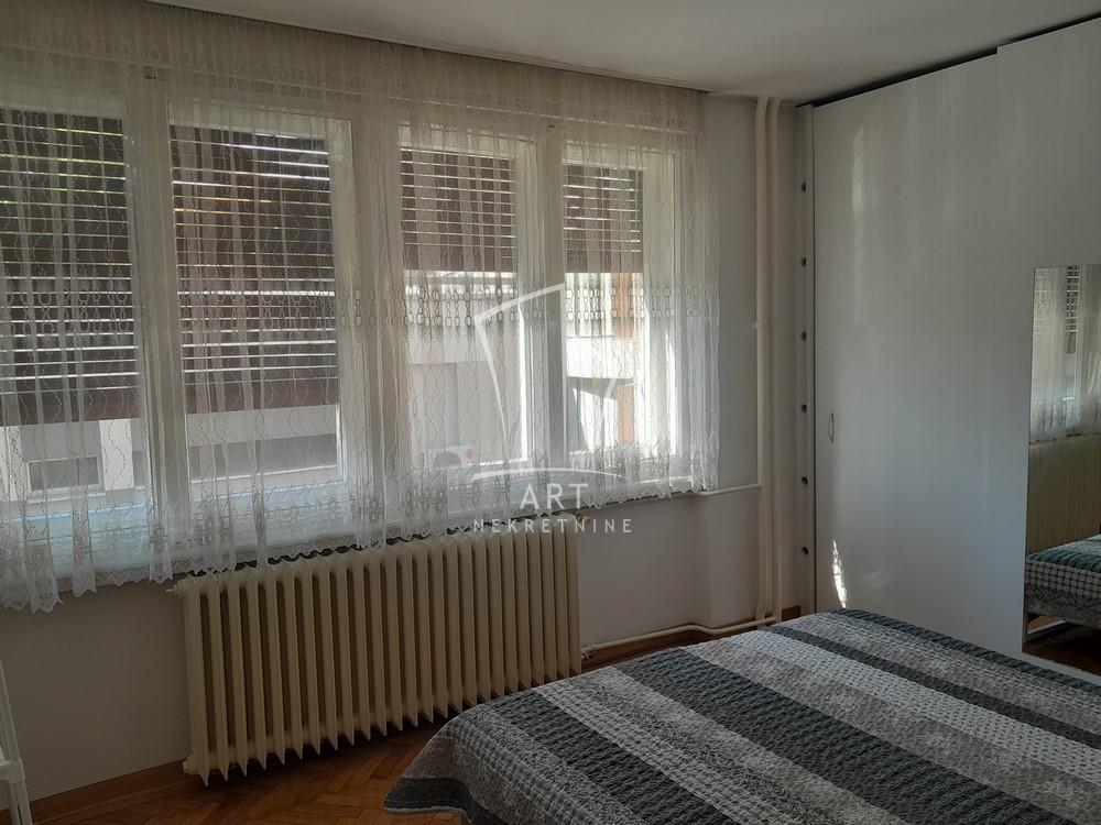 Slika 3 - Bulevar oslobođenja, Dvosoban stan za izdavanje, 47m2, 800€