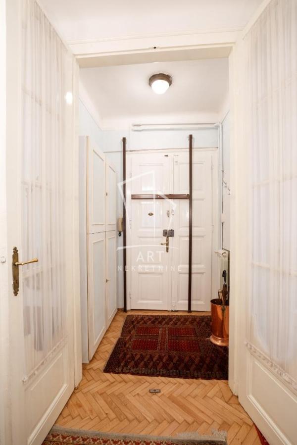 Slika 8 - Vlajkovićeva, Četvorosoban stan za izdavanje, 120m2, 1.400€