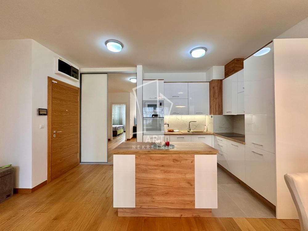 Slika 2 - Bulevar heroja sa Košara, Dvosoban stan za izdavanje, 60m2, 1.000€