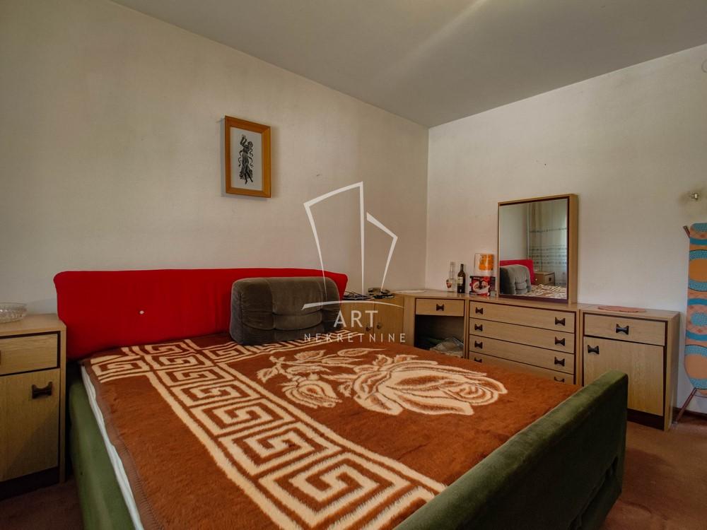 Slika 6 - 8. septembra,  Kuća na prodaju, 141m2, 151.000€