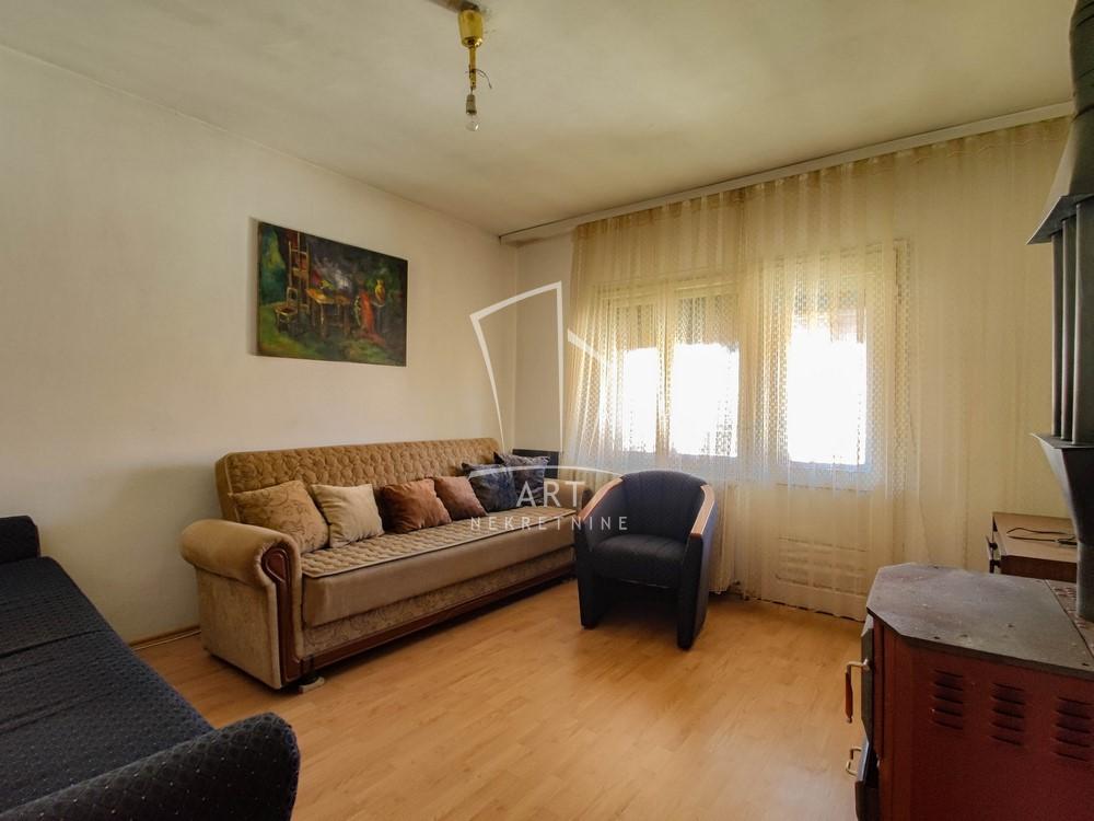 Slika 3 - 8. septembra,  Kuća na prodaju, 141m2, 151.000€