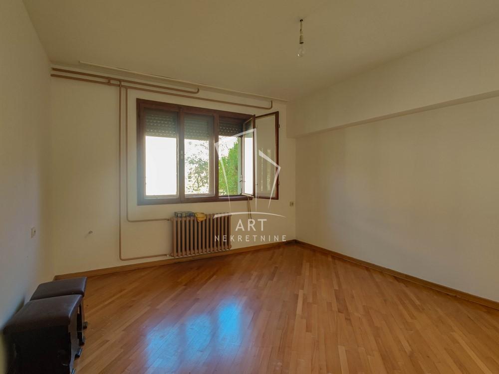 Slika 9 - 8. septembra,  Kuća na prodaju, 141m2, 151.000€