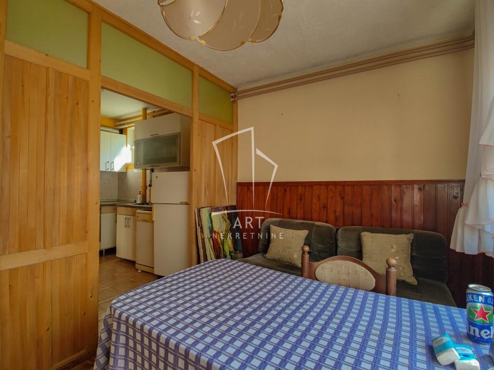 Slika 11 - 8. septembra,  Kuća na prodaju, 141m2, 151.000€