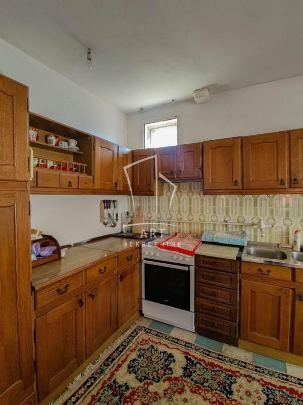 Slika 2 - 8. septembra,  Kuća na prodaju, 141m2, 151.000€