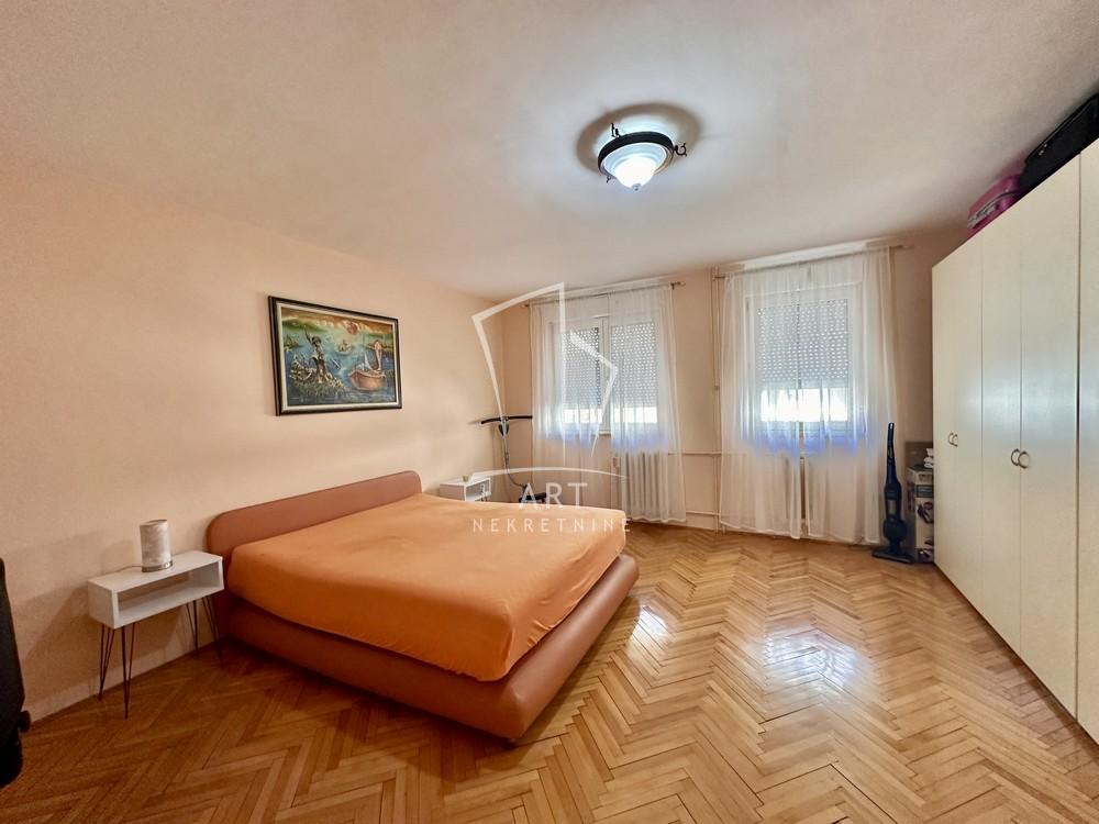 Slika 7 - Knez Miletina, Dvosoban stan na prodaju, 70m2, 350.000€