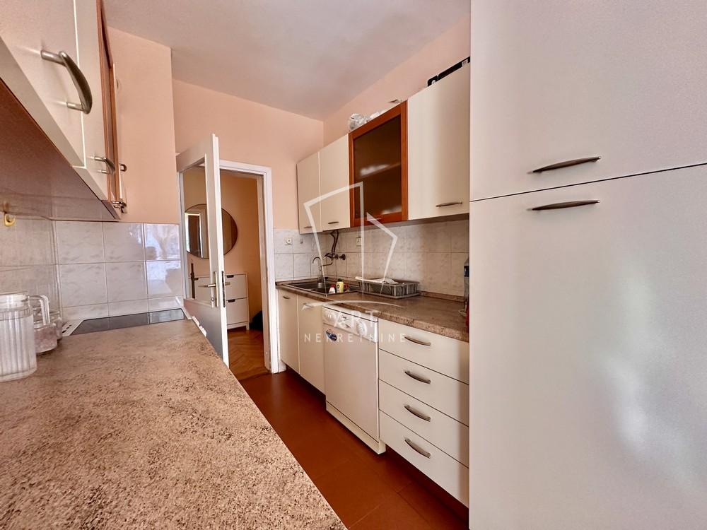 Slika 4 - Knez Miletina, Dvosoban stan na prodaju, 70m2, 350.000€