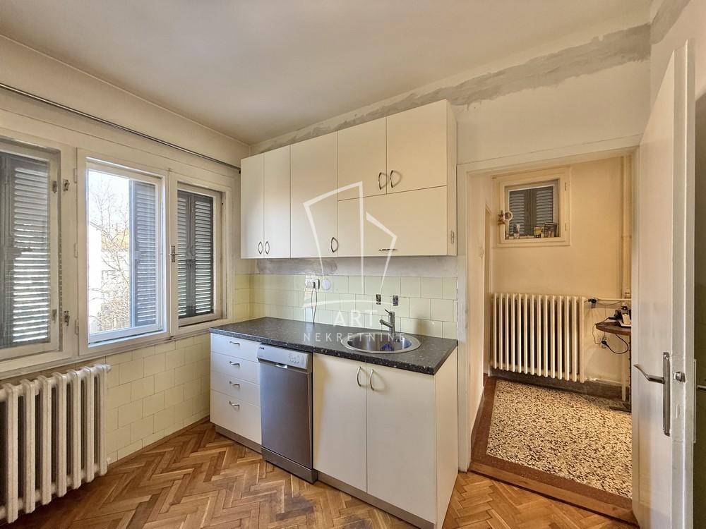 Slika 9 - Vizantijska,  Kuća na prodaju, 137m2, 223.000€