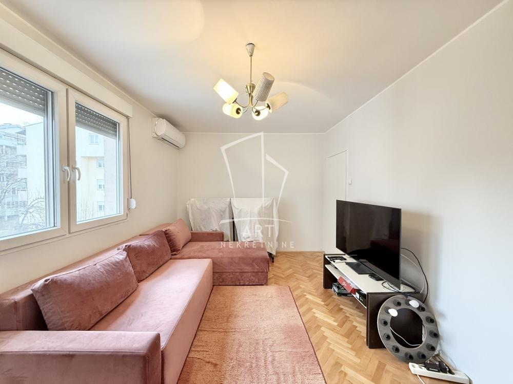 Slika 2 - Danteova, Dvoiposoban stan na prodaju, 48m2, 169.000€