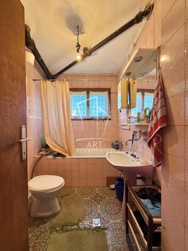 Slika 11 - Veštih pletilja,  Kuća na prodaju, 274m2, 220.000€