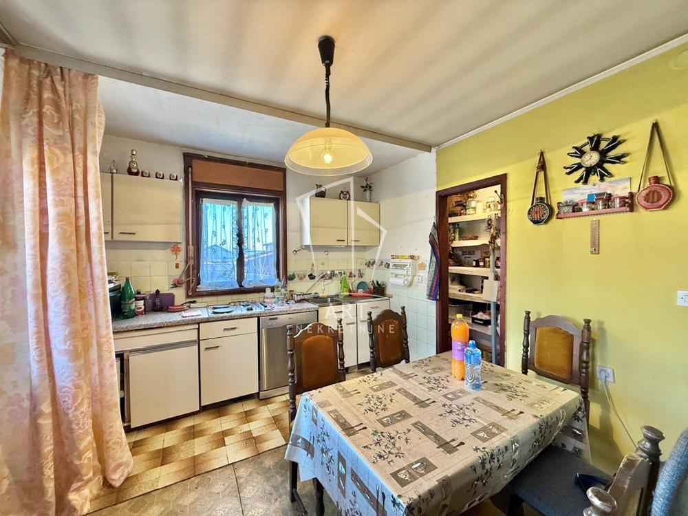 Slika 4 - Veštih pletilja,  Kuća na prodaju, 274m2, 220.000€