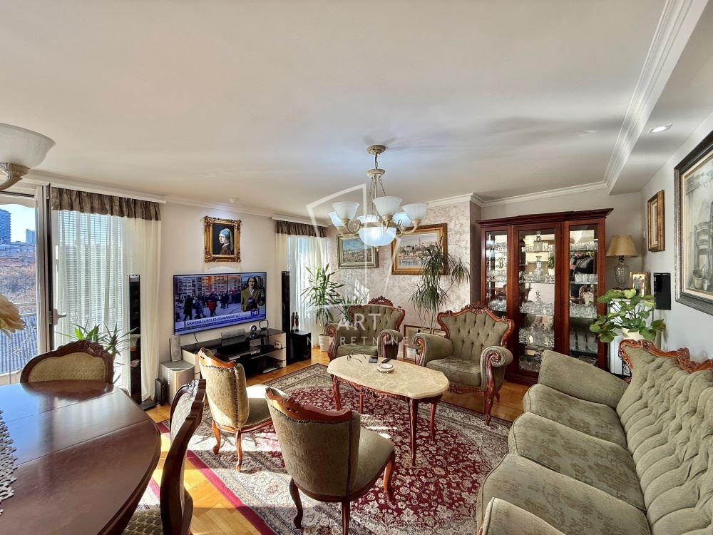 Slika 2 - Gundulićev Venac, Petosoban stan na prodaju, 113m2, 498.000€