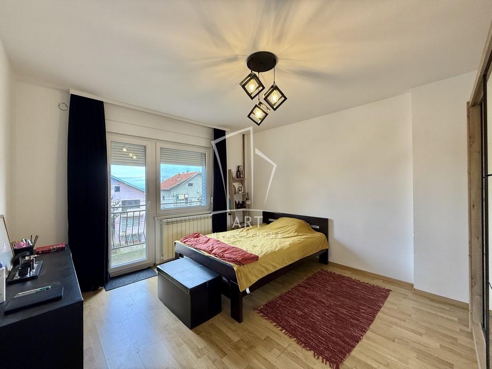 Slika 4 - Beogradska 1. deo,  Kuća na prodaju, 110m2, 225.000€