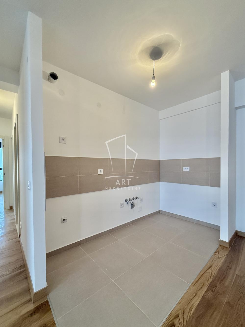 Slika 6 - Vojvode Stepe, Četvorosoban stan na prodaju, 95m2, 335.000€