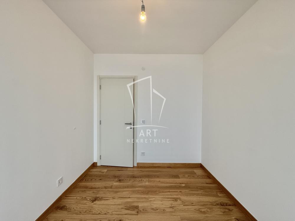 Slika 5 - Vojvode Stepe, Četvorosoban stan na prodaju, 95m2, 335.000€