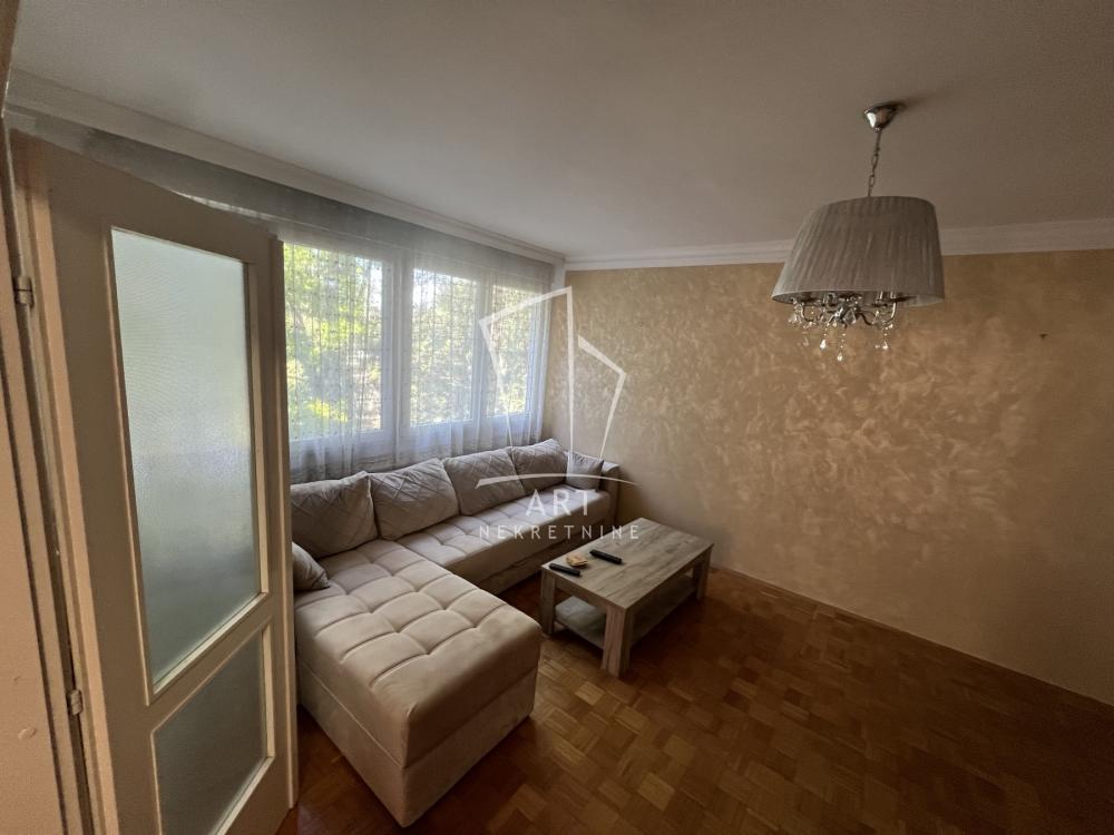 Slika 2 - Vojvode Stepe, Trosoban stan na prodaju, 75m2, 215.000€