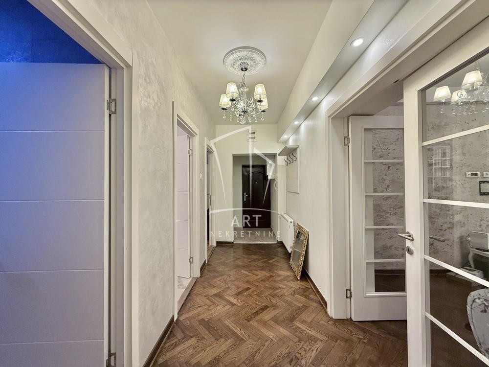 Slika 7 - Bulevar Kralja Aleksandra, Trosoban stan na prodaju, 82m2, 329.000€