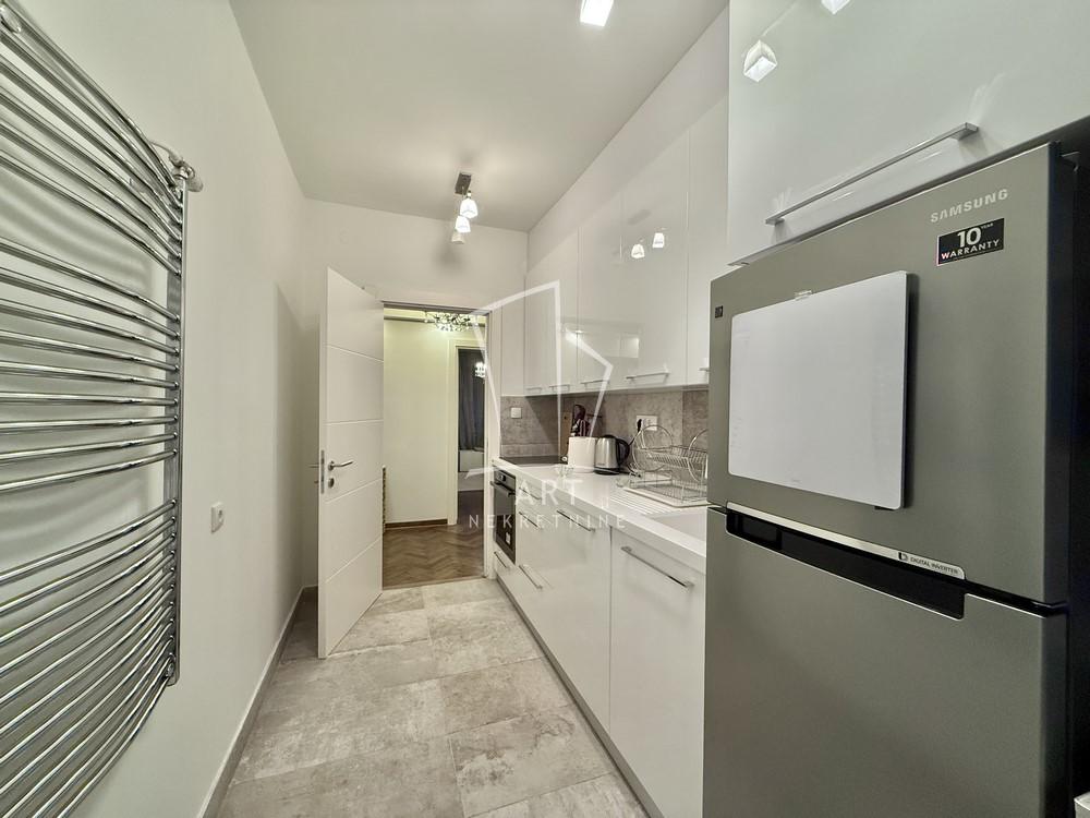 Slika 9 - Bulevar Kralja Aleksandra, Trosoban stan na prodaju, 82m2, 329.000€