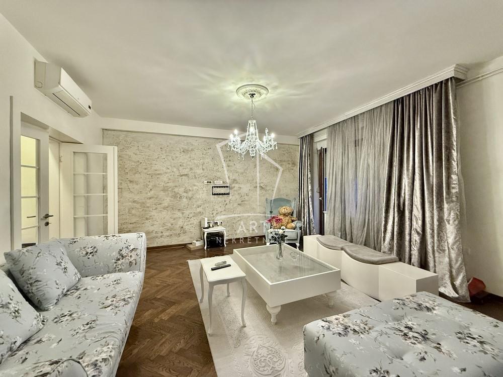 Slika 1 - Bulevar Kralja Aleksandra, Trosoban stan na prodaju, 82m2, 329.000€