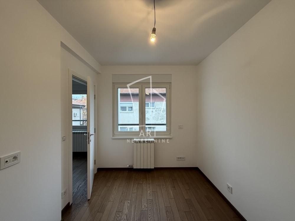 Slika 5 - Milana Rakića, Troiposoban stan na prodaju, 87m2, 255.000€