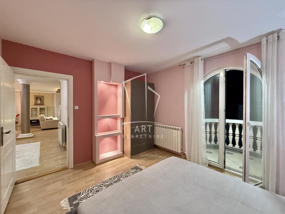 Slika 11 - Svetozara Radojčića, Četvorosoban stan na prodaju, 113m2, 288.150€