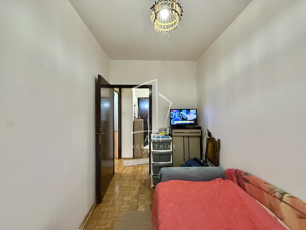 Slika 6 - 20. oktobra, Troiposoban stan na prodaju, 75m2, 77.000€