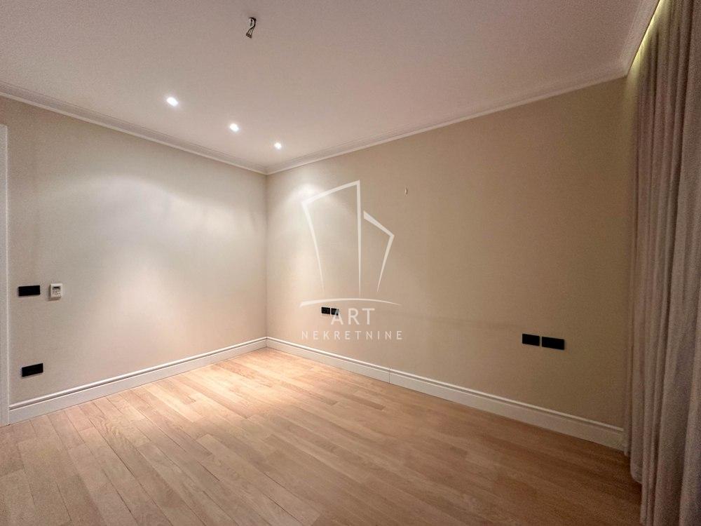 Slika 10 - Kralja Milutina,  Stan na prodaju, 203m2, 950.000€