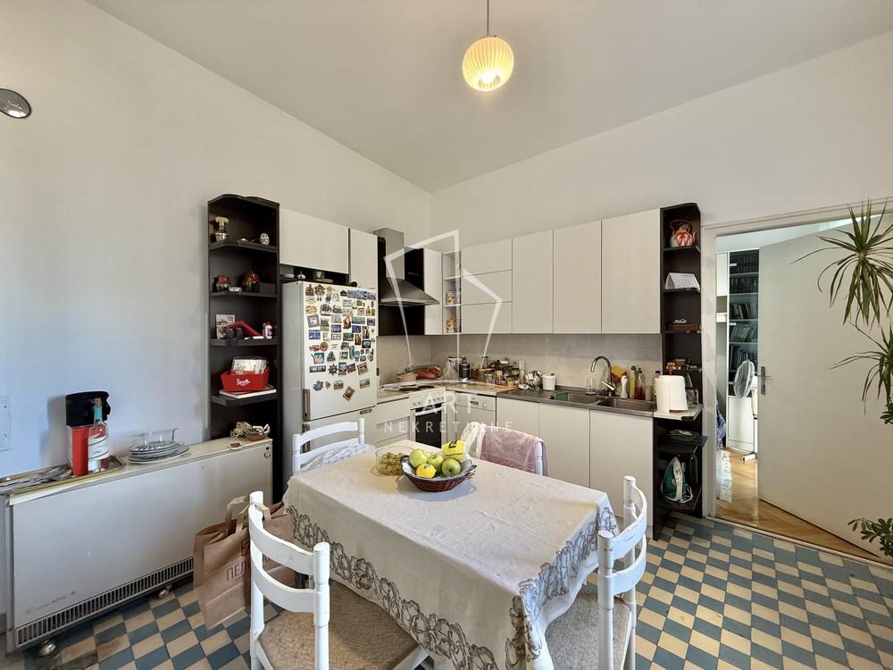 Slika 3 - Vlajkovićeva, Četvorosoban stan na prodaju, 115m2, 795.000€