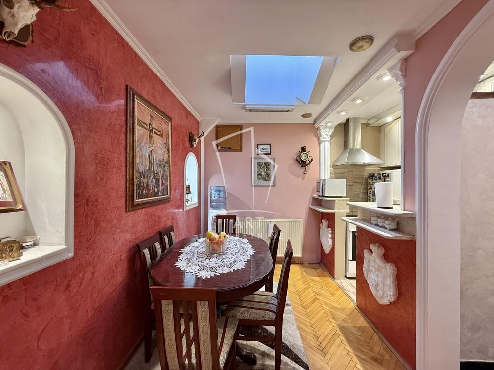 Slika 4 - Savski trg, Dvoiposoban stan na prodaju, 80m2, 220.000€