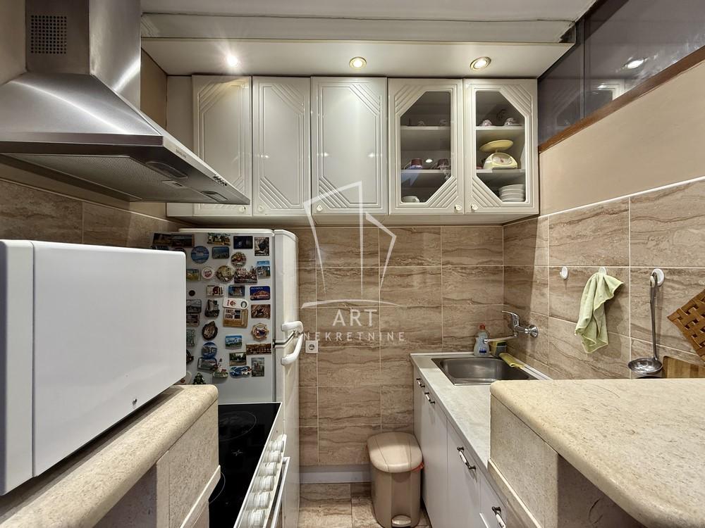 Slika 6 - Savski trg, Dvoiposoban stan na prodaju, 80m2, 220.000€