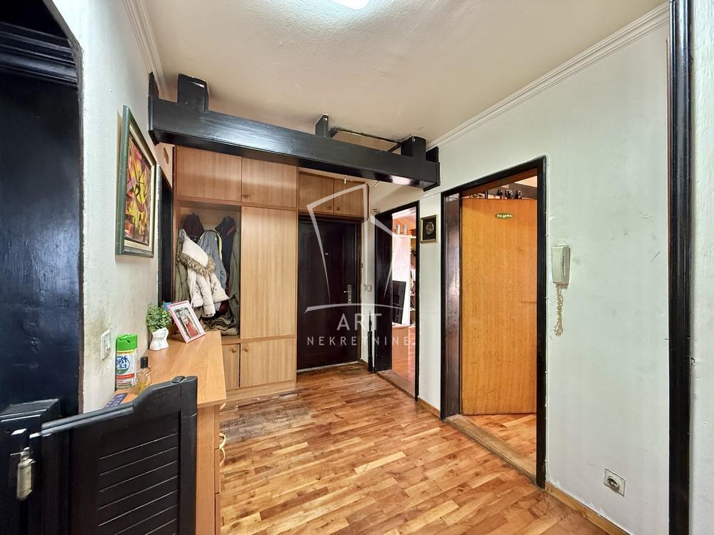 Slika 9 - Karađorđeva, Četvorosoban stan na prodaju, 96m2, 288.000€