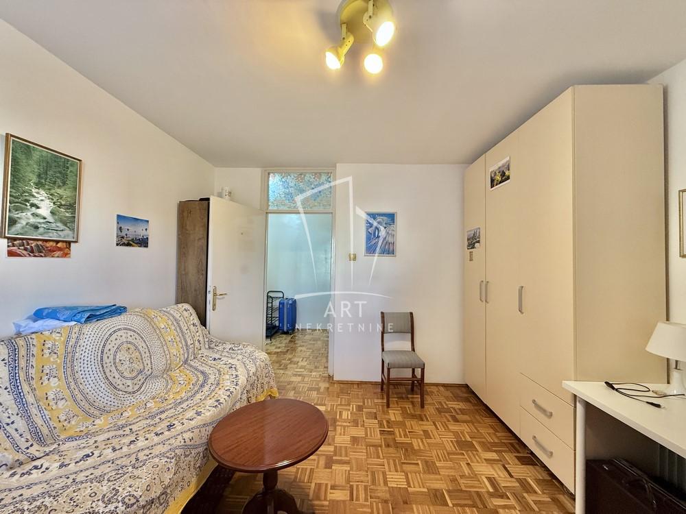 Slika 8 - Trgovačka, Troiposoban stan na prodaju, 101m2, 270.000€