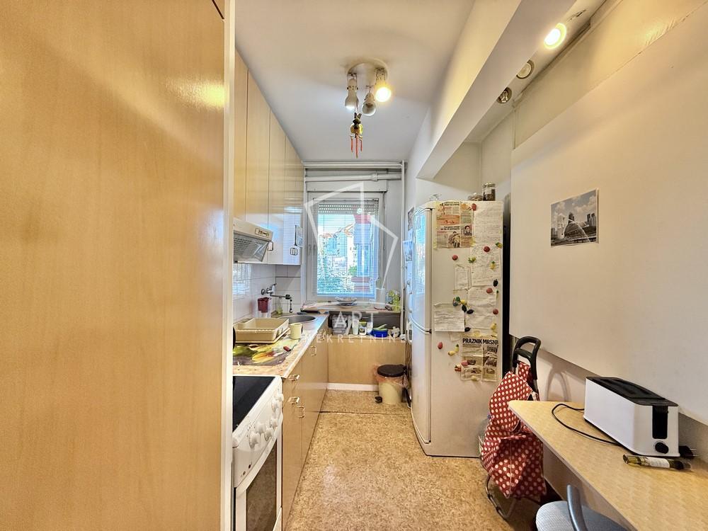 Slika 4 - Trgovačka, Troiposoban stan na prodaju, 101m2, 270.000€