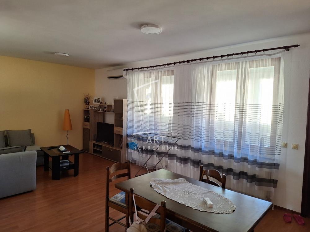 Slika 2 - Milosava Vlajića,  Kuća na prodaju, 1083m2, 600.000€