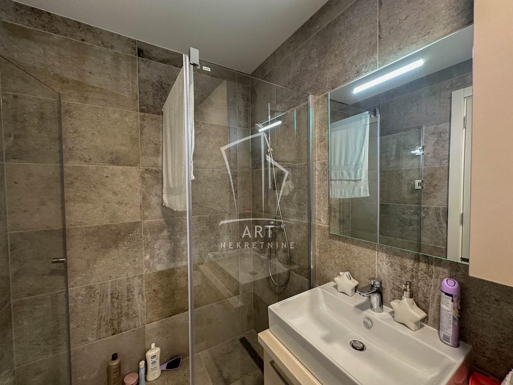 Slika 9 - Tadije Sondermajera, Petosoban stan na prodaju, 140m2, 800.000€