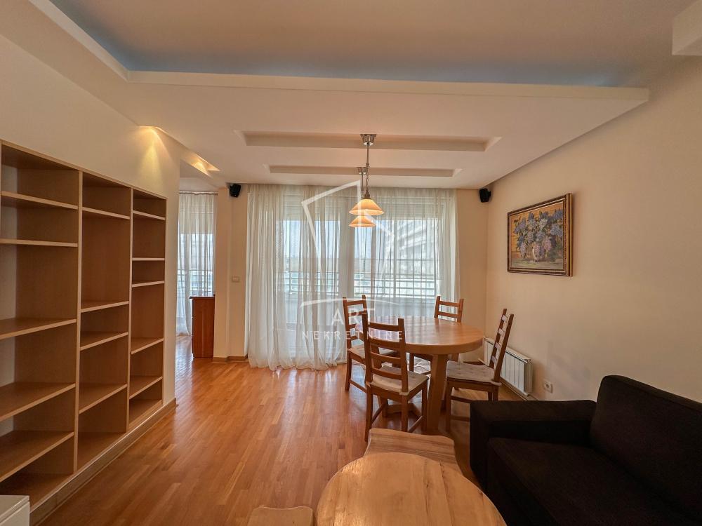 Slika 2 - Bulevar Crvene Armije, Trosoban stan na prodaju, 106m2, 399.000€