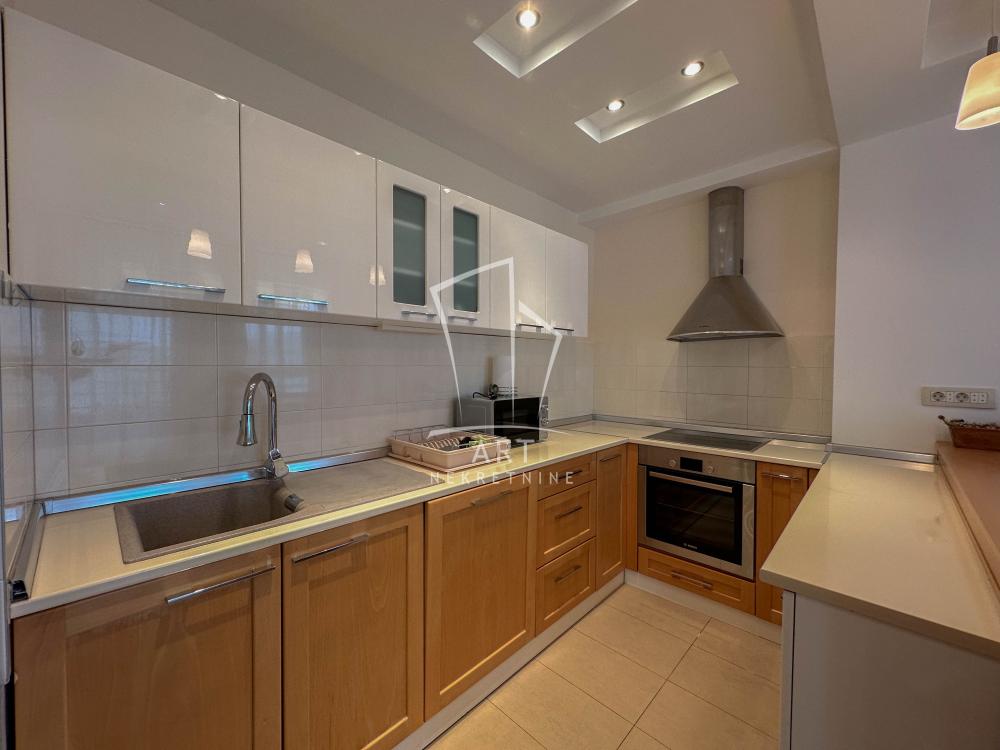 Slika 10 - Bulevar Crvene Armije, Trosoban stan na prodaju, 106m2, 399.000€