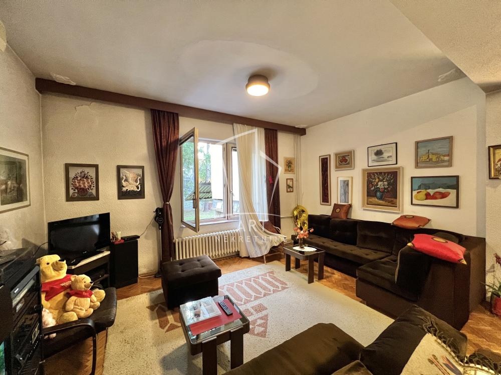 Slika 1 - Vladimira Gaćinovića,  Kuća na prodaju, 403m2, 2.500.000€