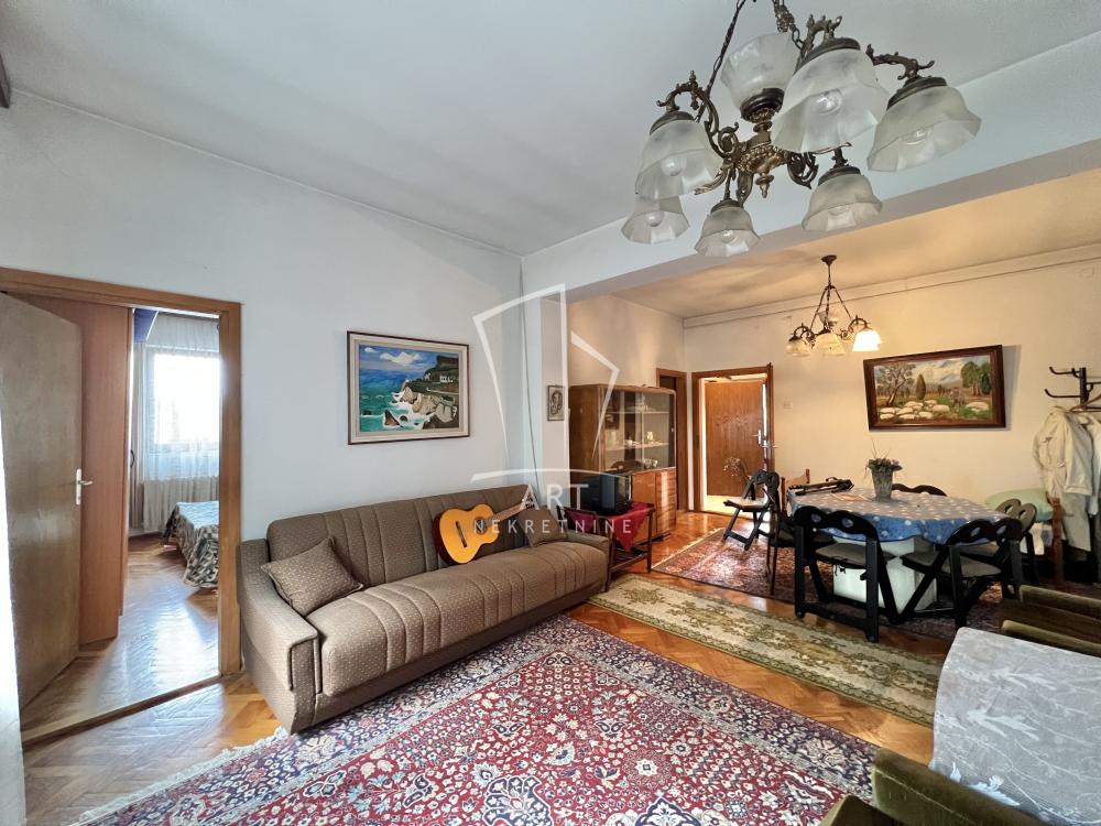 Slika 9 - Vladimira Gaćinovića,  Kuća na prodaju, 403m2, 2.500.000€