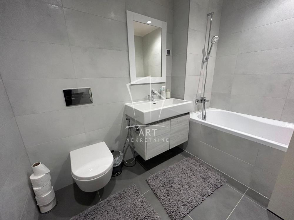 Slika 11 - Bulevar Vudroa Vilsona, Trosoban stan na prodaju, 92m2, 500.000€