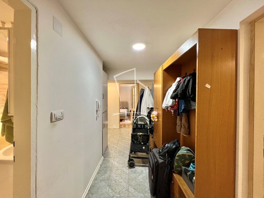 Slika 10 - Velizara Stankovića, Dvoiposoban stan na prodaju, 68m2, 118.000€