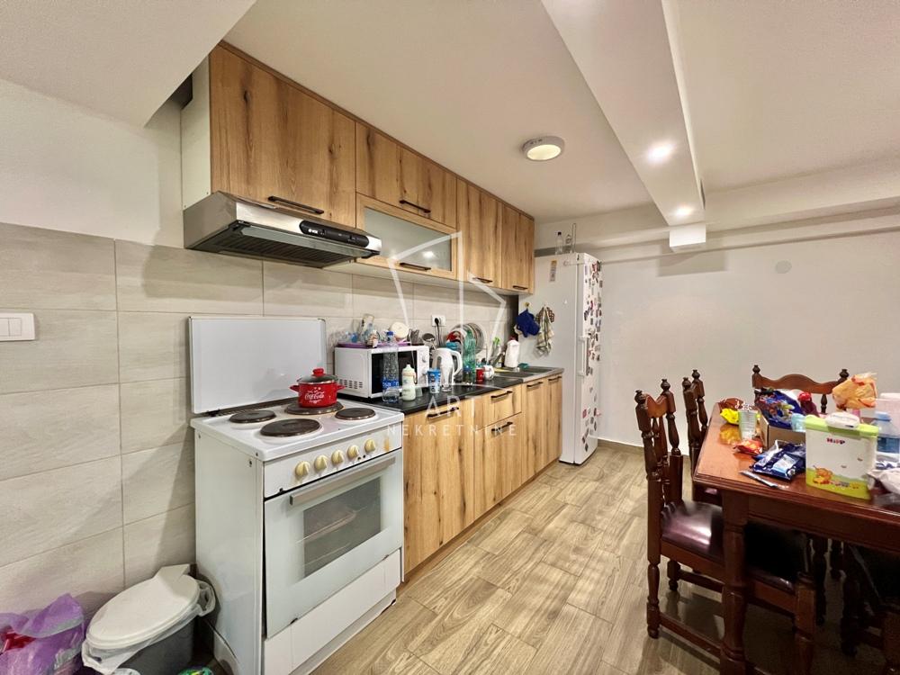 Slika 8 - Velizara Stankovića, Dvoiposoban stan na prodaju, 68m2, 118.000€