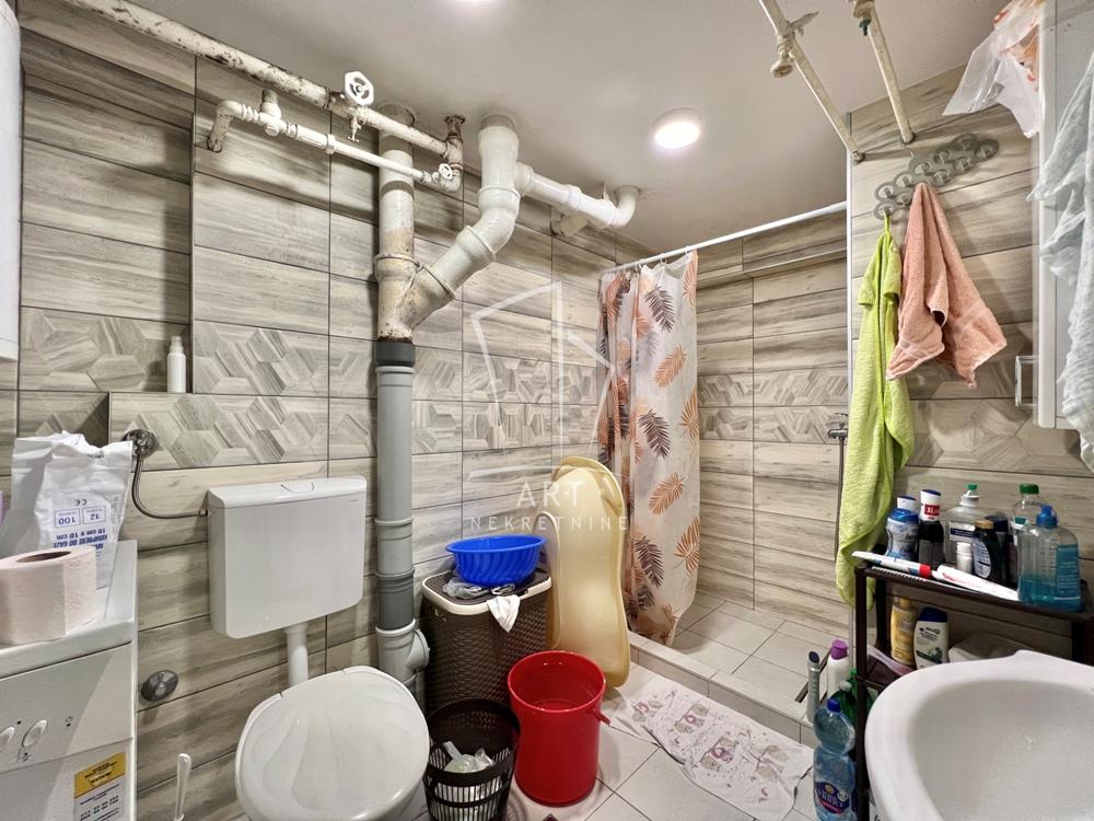 Slika 11 - Velizara Stankovića, Dvoiposoban stan na prodaju, 68m2, 118.000€