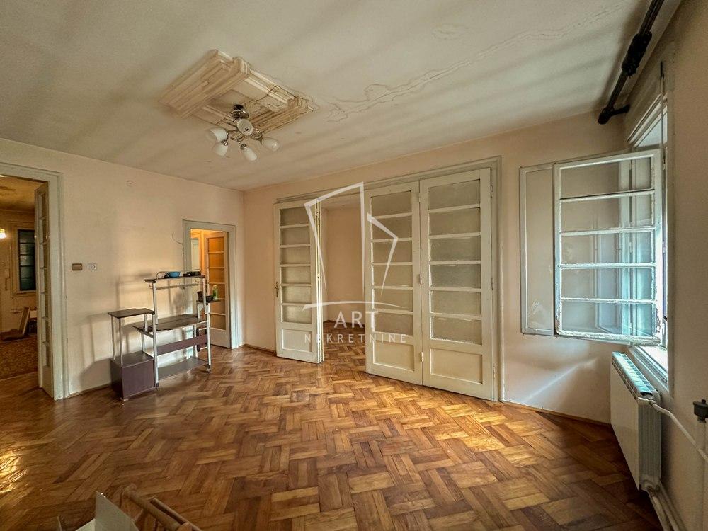 Slika 3 - Simina, Dvoiposoban stan na prodaju, 77m2, 385.000€