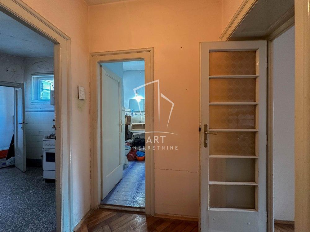 Slika 4 - Simina, Dvoiposoban stan na prodaju, 77m2, 385.000€