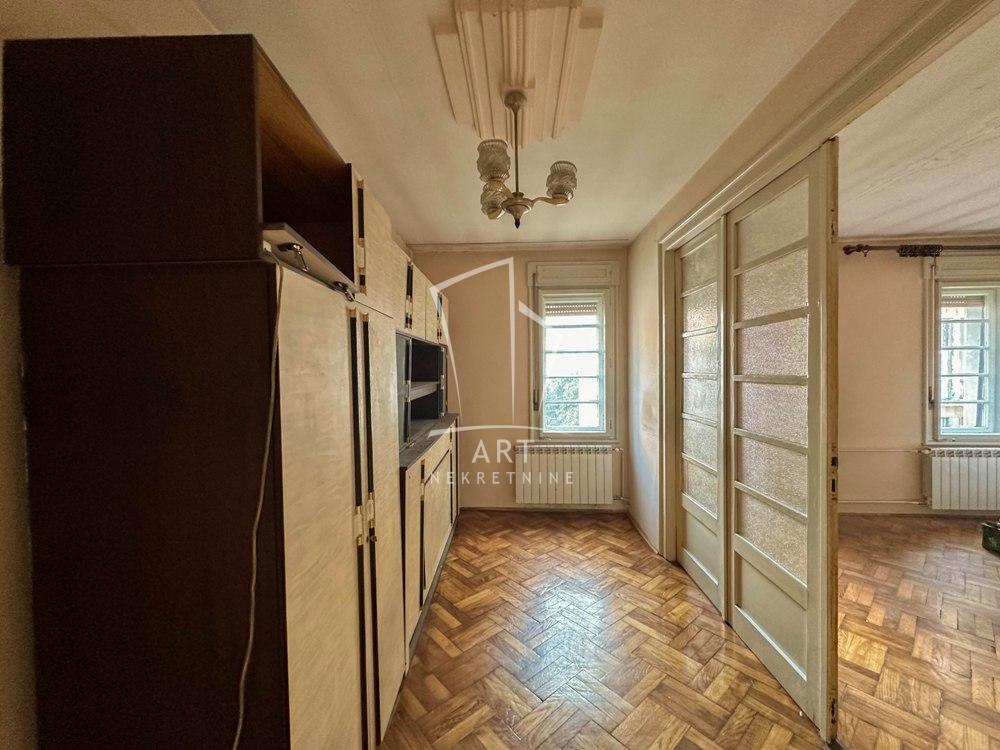 Slika 1 - Simina, Dvoiposoban stan na prodaju, 77m2, 385.000€
