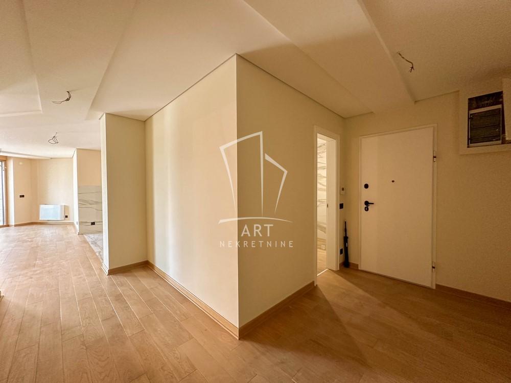 Slika 9 - Stojana Protića, Trosoban stan na prodaju, 145m2, 815.000€