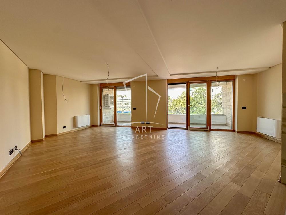 Slika 2 - Stojana Protića, Trosoban stan na prodaju, 145m2, 815.000€